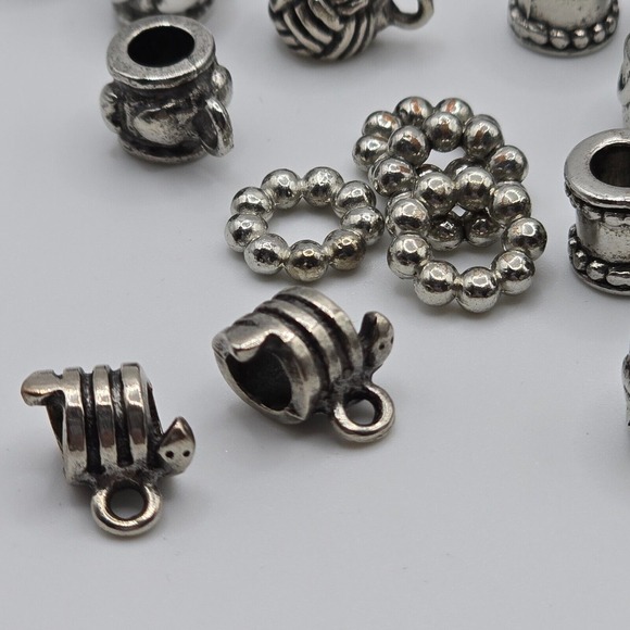 Silver Tone Beads Angels Pumpkins Snowman‎ Ghost Hearts Jewelry *Lot of 45* - Picture 4 of 11